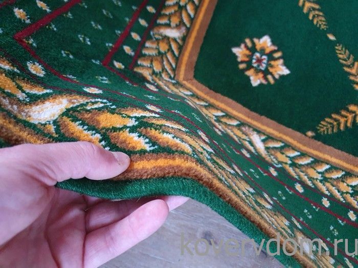 Полушерстяной ковер Edelweiss зеленый с бордюром